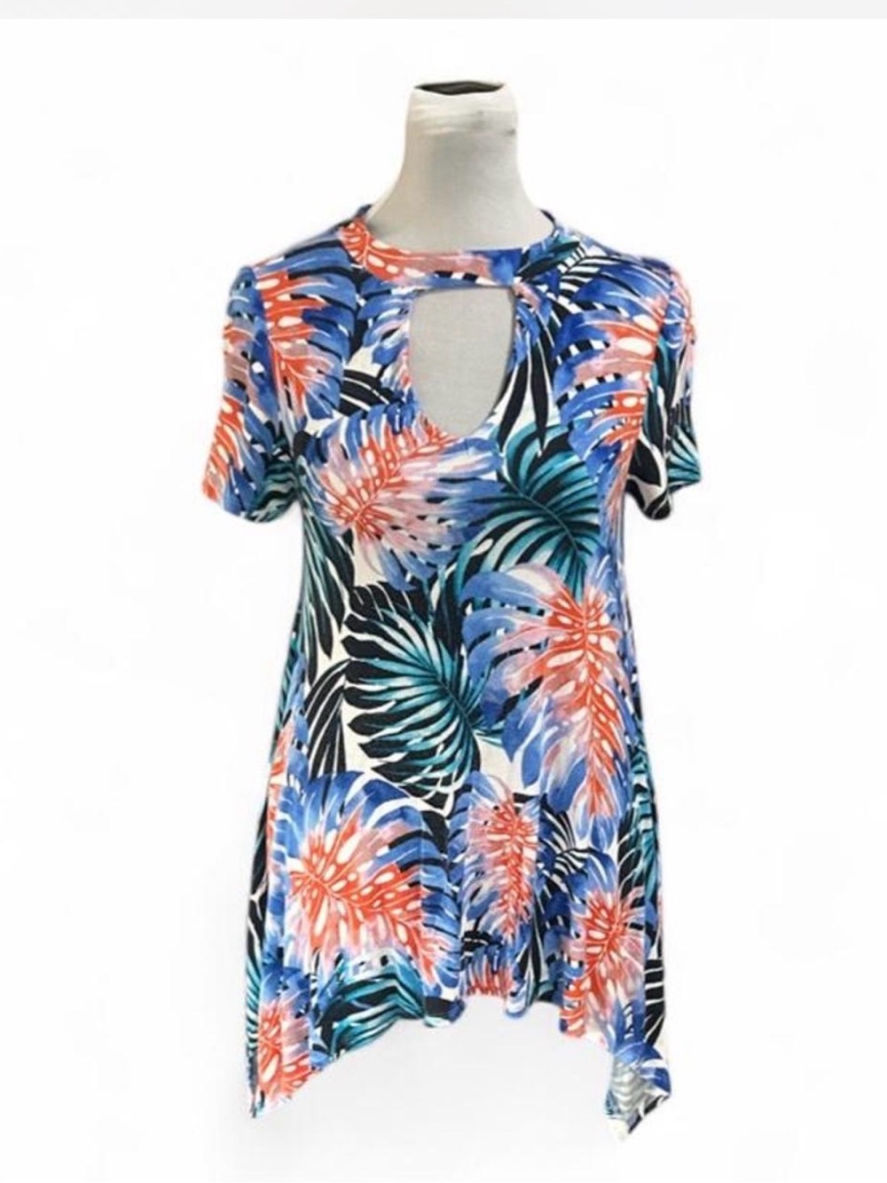Jennifer Lopez Tropical Keyhole Tunic in Blue, Coral & Black
